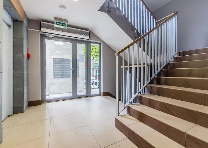 White With Terrace * ורוצלב